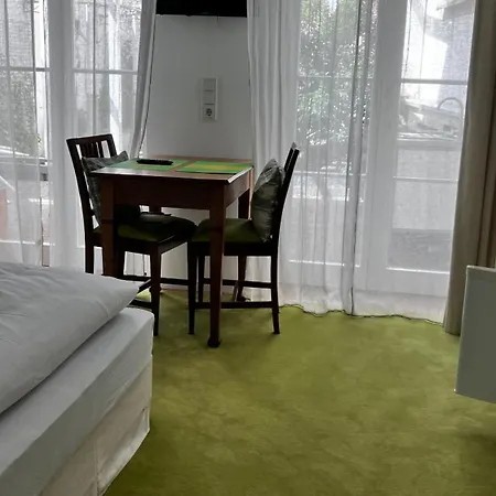 Lejlighedshotel Wanderer Und Radlerzimmer 3*